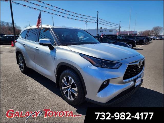 2022 Toyota Highlander XLE — SUV — 30,982 mi — Eatontown, NJ