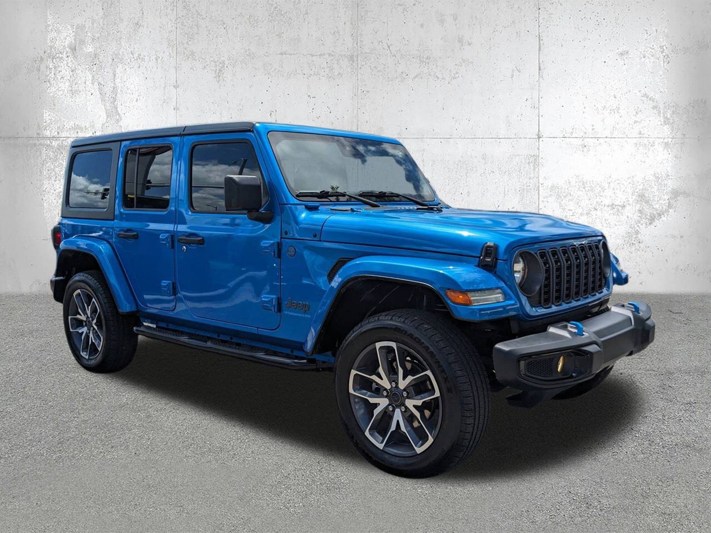 2024 Jeep Wrangler Sport S — SUV — 23,200 mi — Savannah, GA