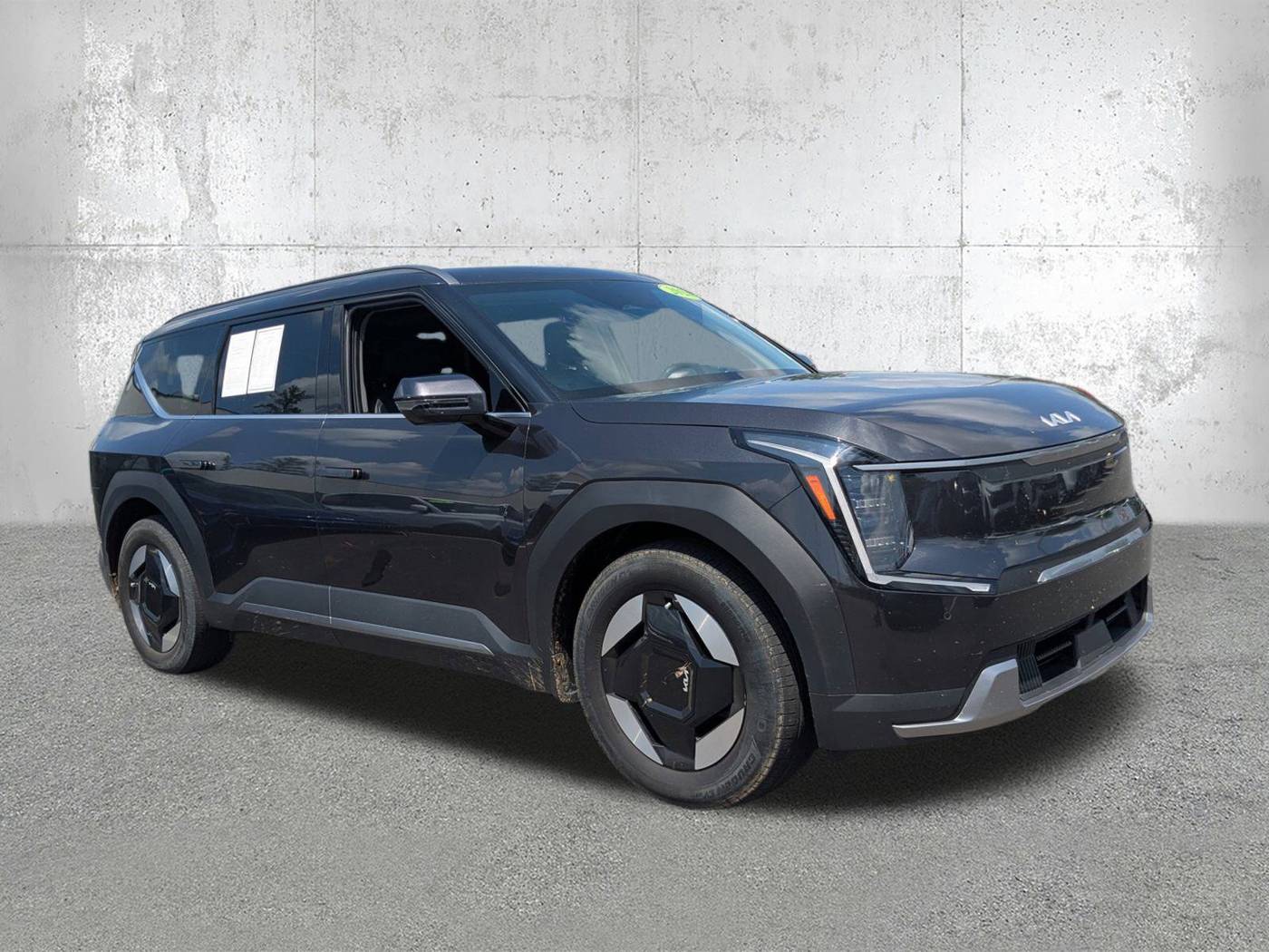 2024 Kia EV9 Wind — SUV — 22,449 mi — Savannah, GA