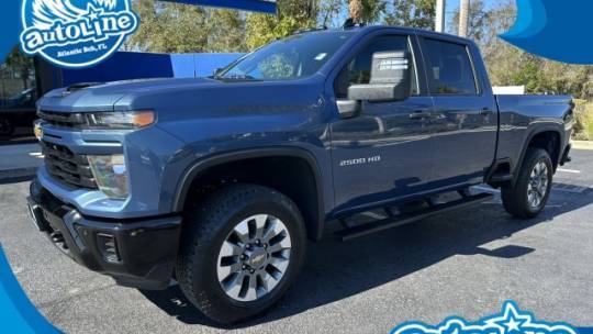 2025 Chevrolet Silverado 2500HD Custom — Pickup Truck — 2,300 mi — Jacksonville, FL