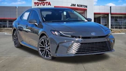 2025 Toyota Camry XLE — Sedan — 5,594 mi — Tulsa, OK