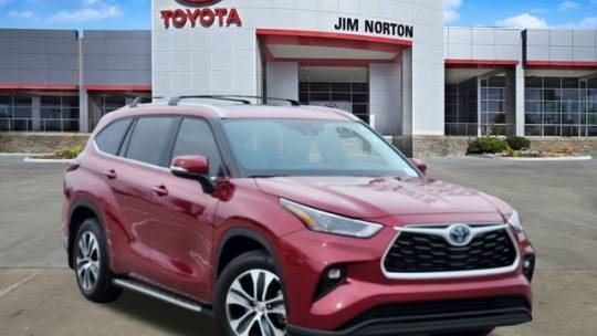 2024 Toyota Highlander Hybrid XLE