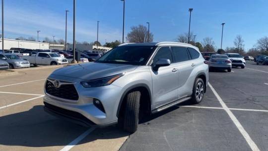 2022 Toyota Highlander XLE — SUV — 37,871 mi — Tulsa, OK