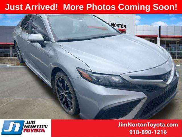 2022 Toyota Camry Hybrid SE — Sedan — 41,318 mi — Tulsa, OK