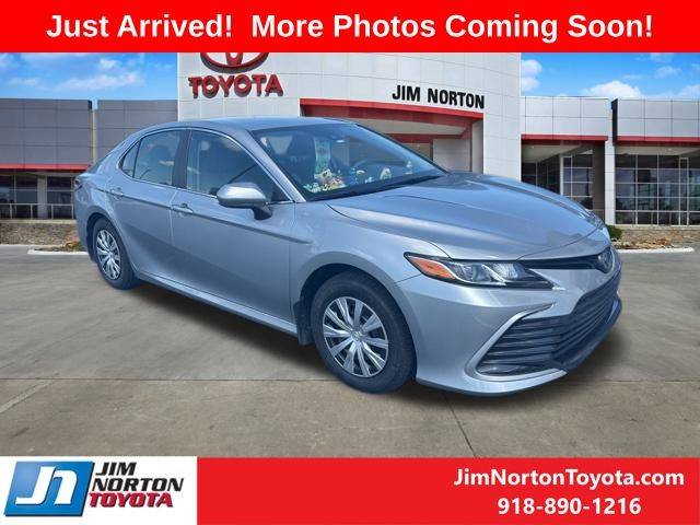 2023 Toyota Camry Hybrid LE — Sedan — 31,220 mi — Tulsa, OK