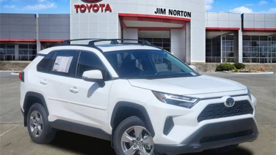 2024 Toyota RAV4 XLE — SUV — 2,788 mi — Tulsa, OK