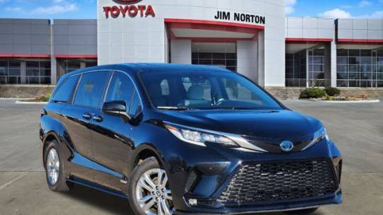 2021 Toyota Sienna XSE — Minivan — 128,894 mi — Tulsa, OK
