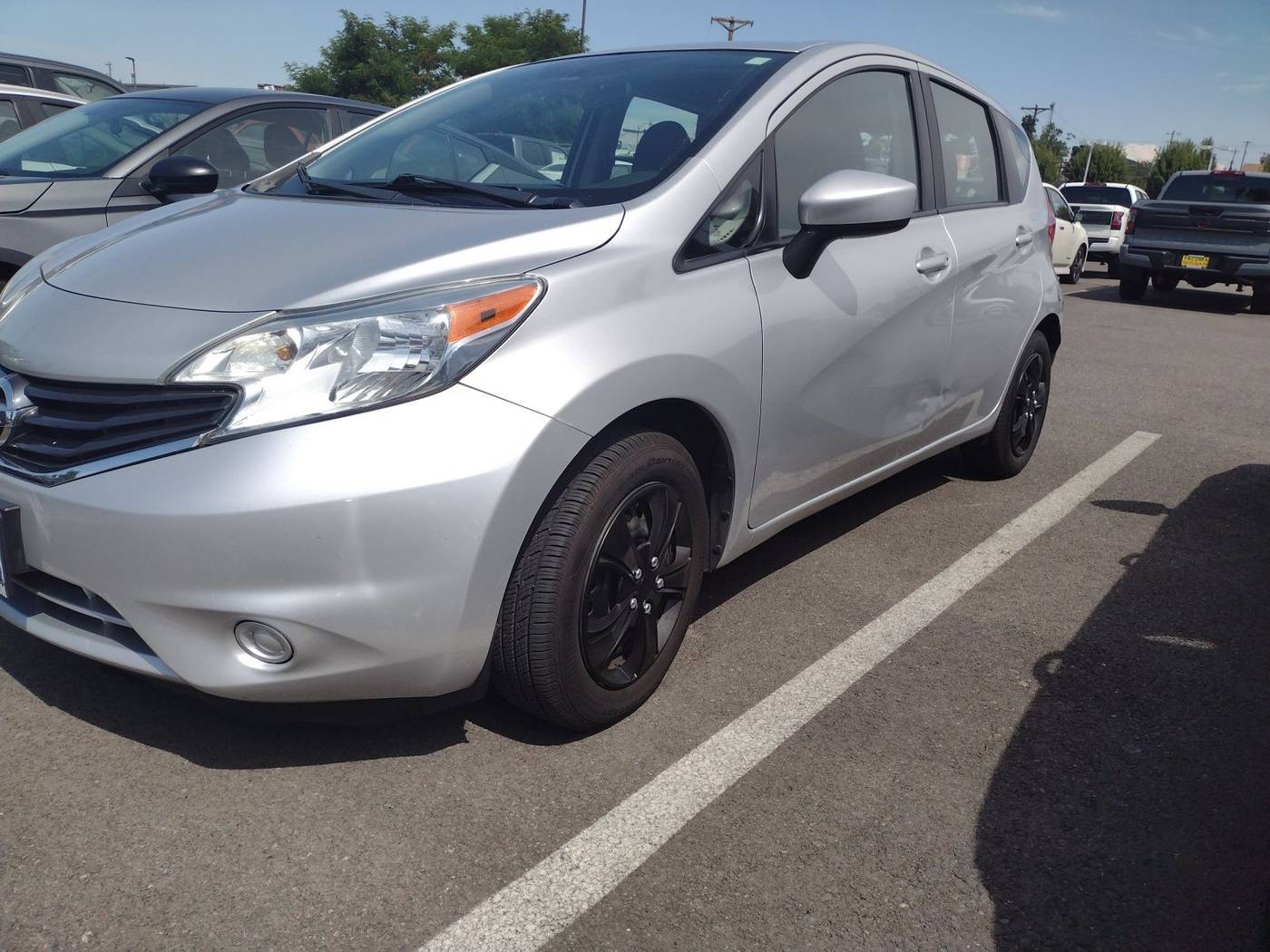 2015 Nissan Versa 1.6 SV — Hatchback — 113,576 mi — Tacoma, WA