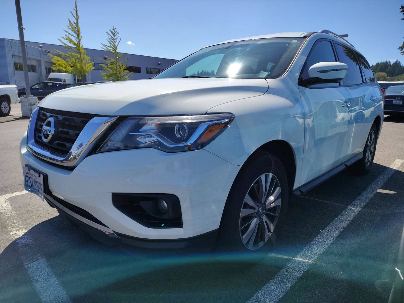 2019 Nissan Pathfinder SL — SUV — 68,391 mi — Tacoma, WA