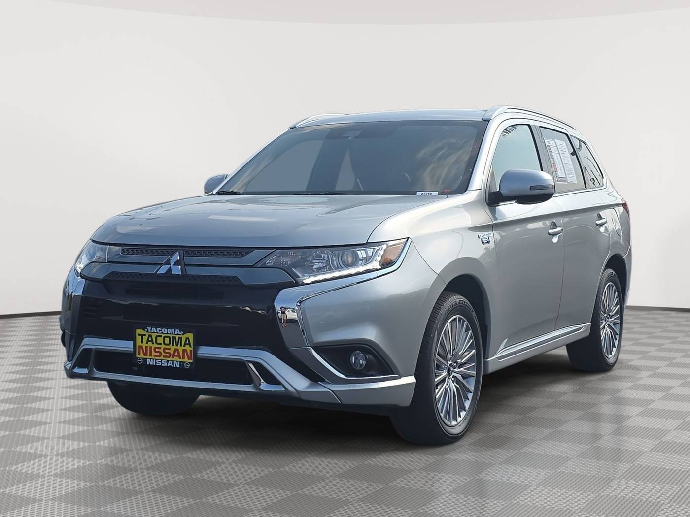 2022 Mitsubishi Outlander Plug-in Hybrid SEL — SUV — 38,630 mi — Tacoma, WA