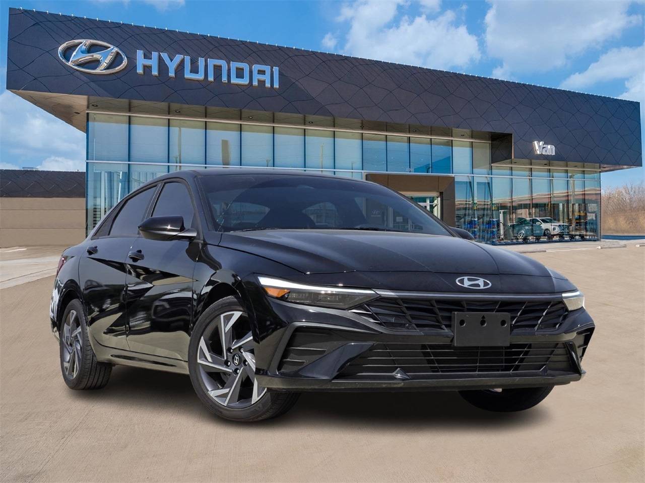 2025 Hyundai Elantra SEL Sport — Sedan — 14,112 mi — Carrollton, TX