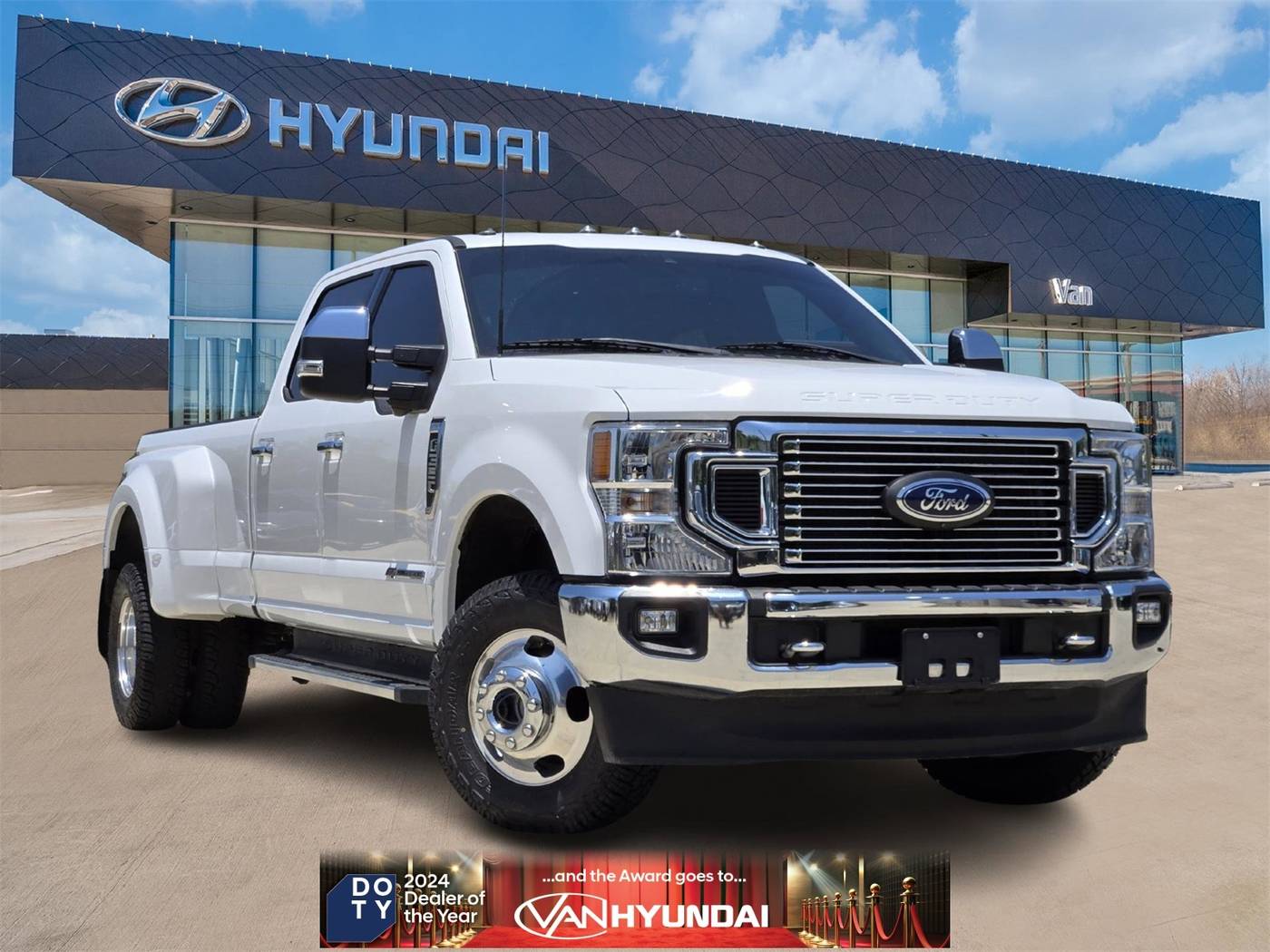 2022 Ford Super Duty F-350 LARIAT — Pickup Truck — 71,264 mi — Carrollton, TX