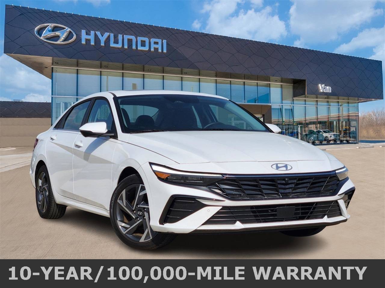 2024 Hyundai Elantra Limited — Sedan — 8,339 mi — Carrollton, TX