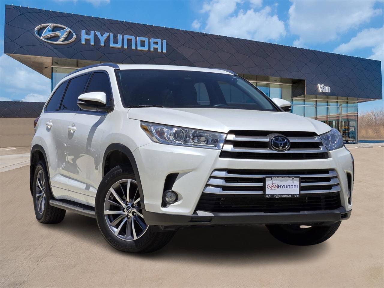 2018 Toyota Highlander XLE — SUV — 57,785 mi — Carrollton, TX