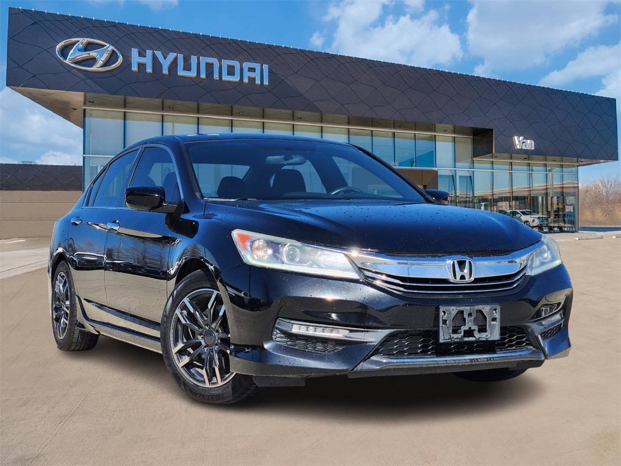 2017 Honda Accord Sport — Sedan — 125,674 mi — Carrollton, TX