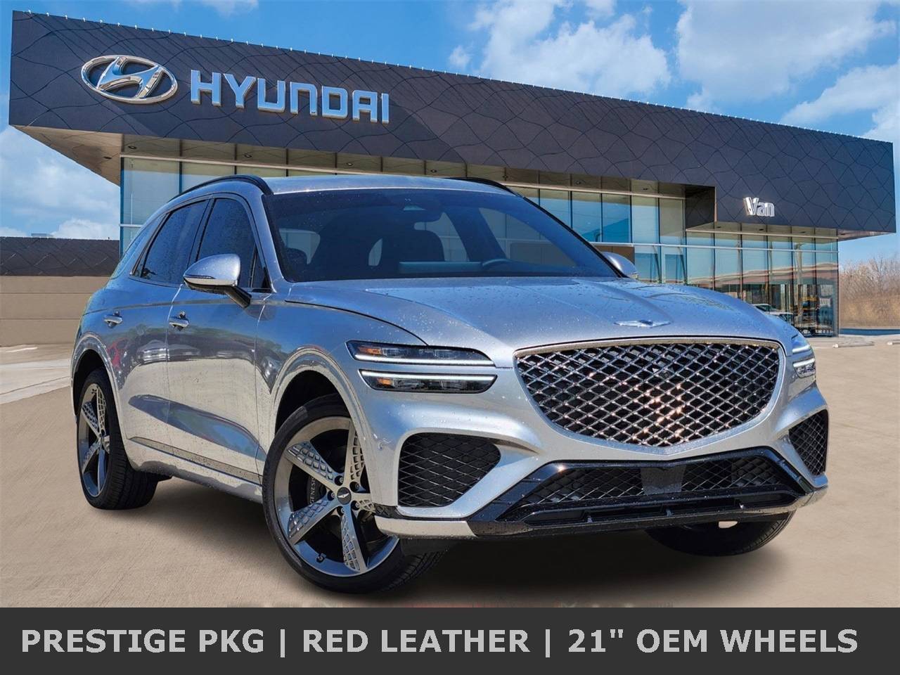 2025 Genesis GV70 2.5T — SUV — 4,242 mi — Carrollton, TX