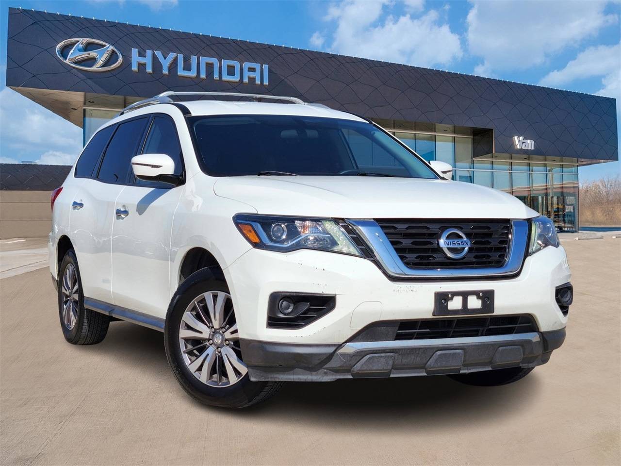 2017 Nissan Pathfinder S — SUV — 94,442 mi — Carrollton, TX