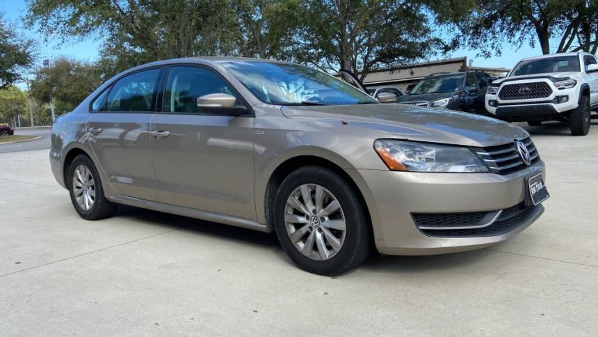 2015 Volkswagen Passat 1.8T Wolfsburg Ed. — Sedan — 123,059 mi — Jacksonville, FL