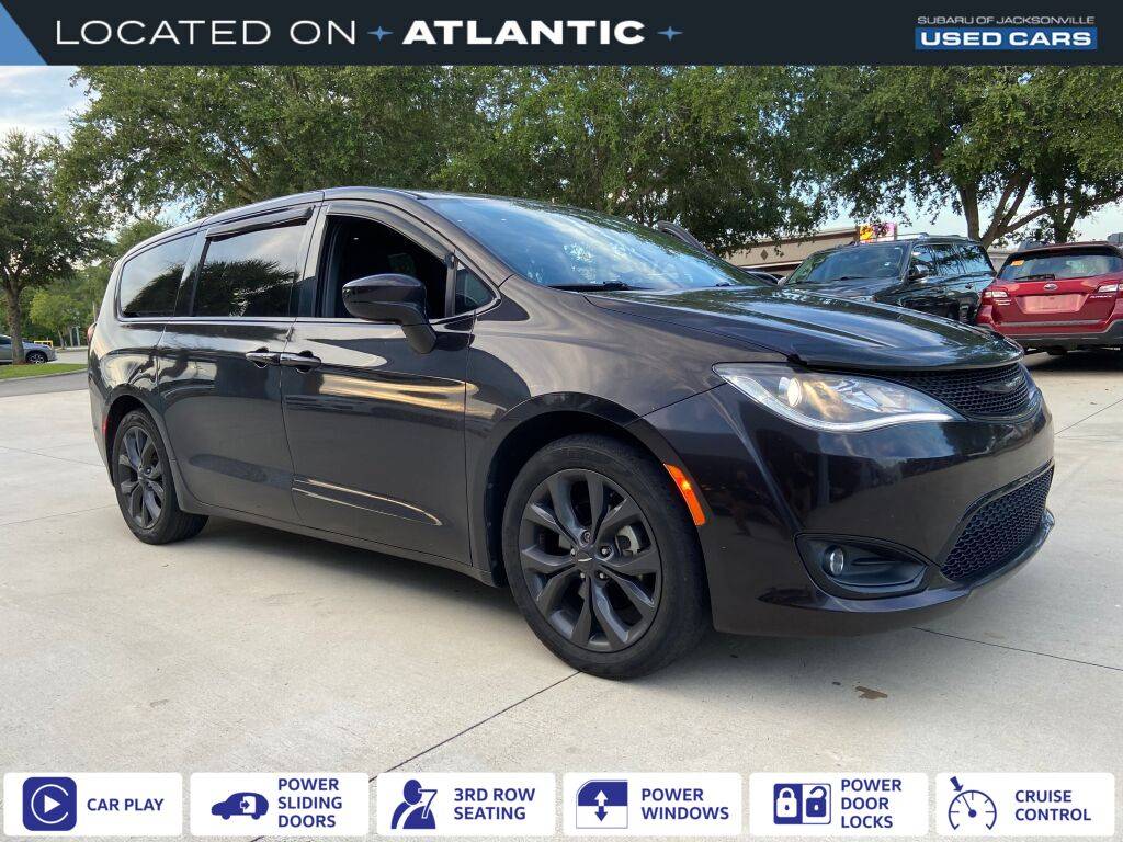 2018 Chrysler Pacifica Touring Plus — Minivan — 124,375 mi — Jacksonville, FL
