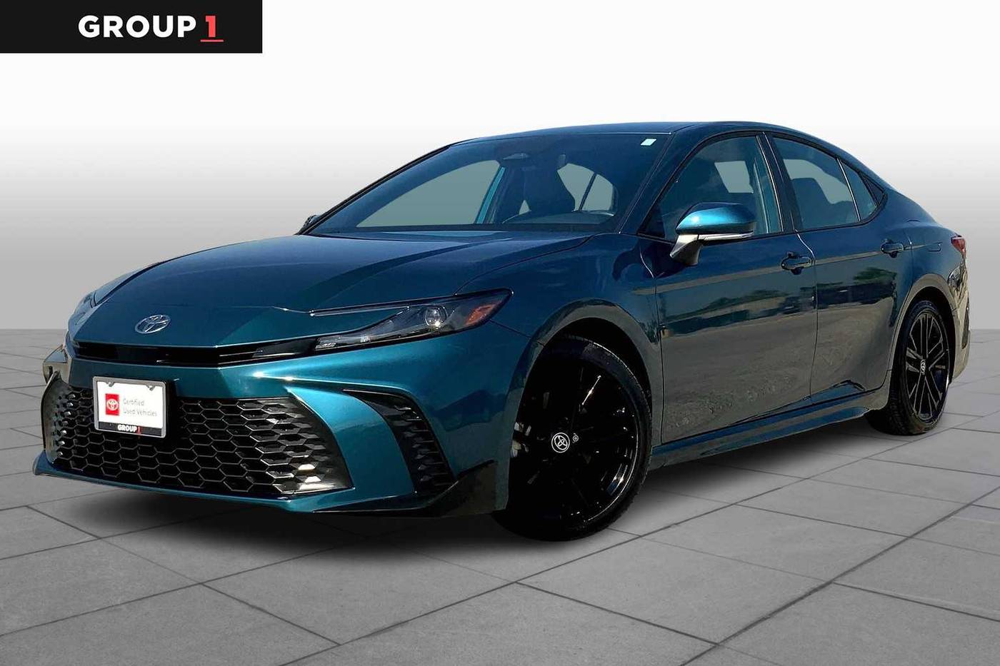 2025 Toyota Camry Hybrid SE — Sedan — 9,363 mi — Houston, TX
