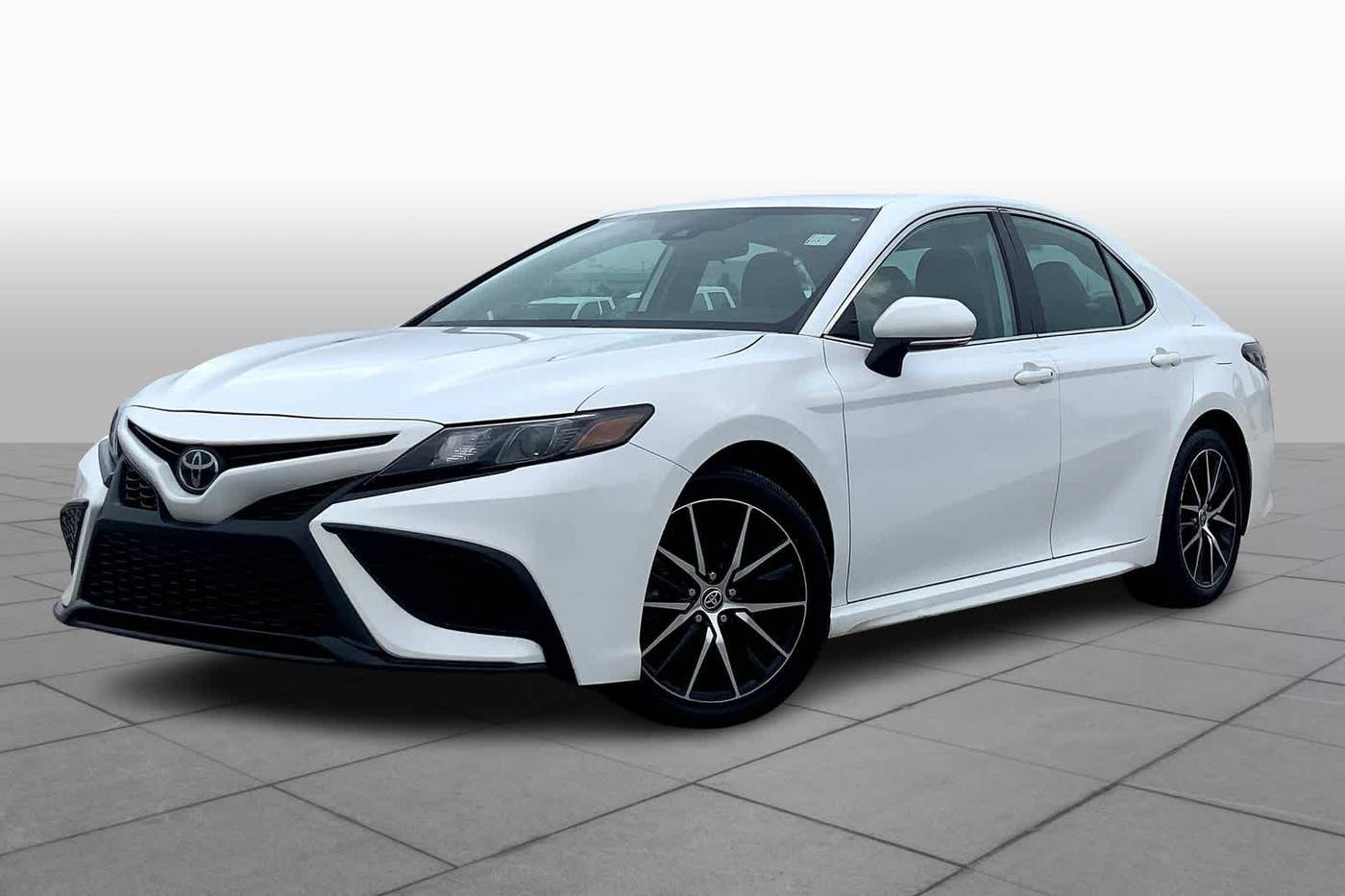 2023 Toyota Camry SE — Sedan — 60,715 mi — Houston, TX