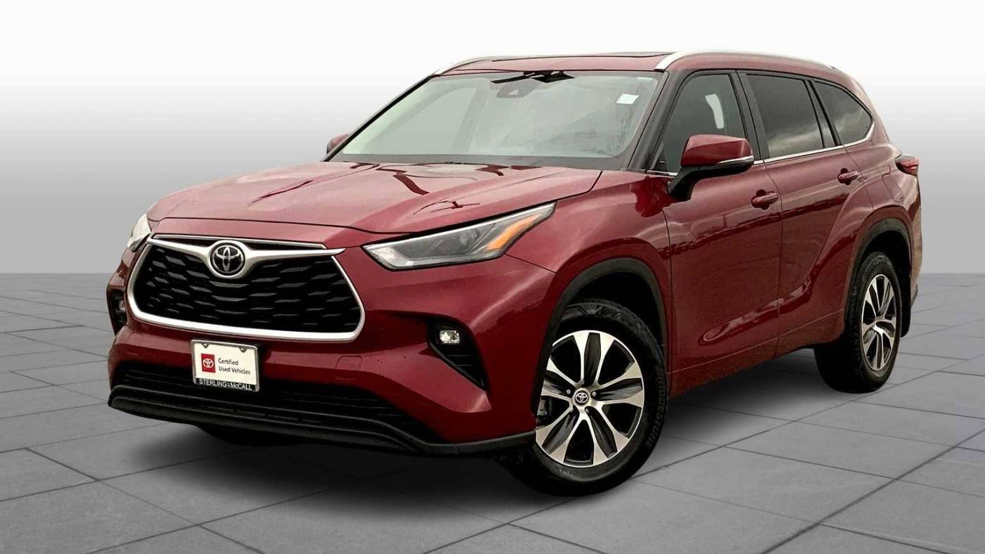 2023 Toyota Highlander XLE — SUV — 21,940 mi — Houston, TX