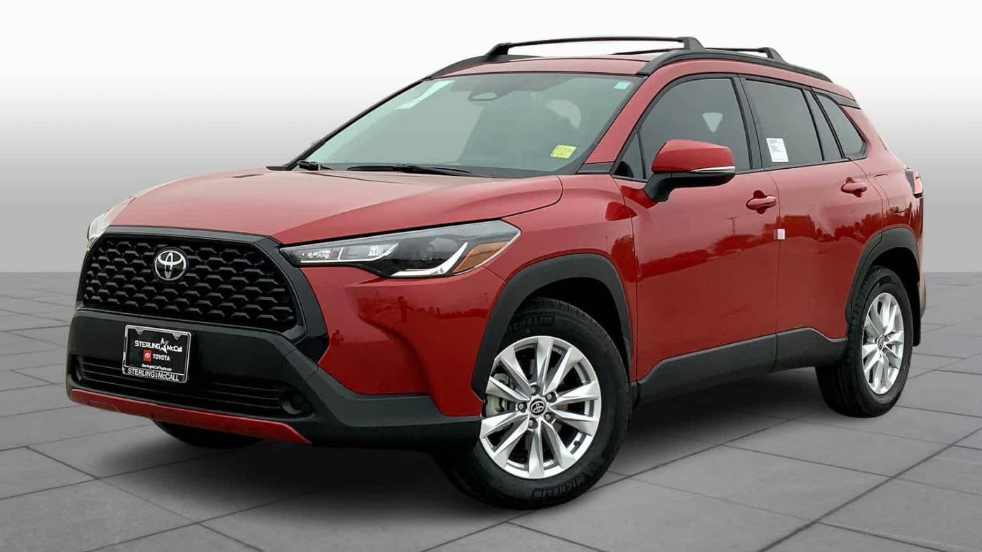 2024 Toyota Corolla Cross LE — SUV — 5,653 mi — Houston, TX