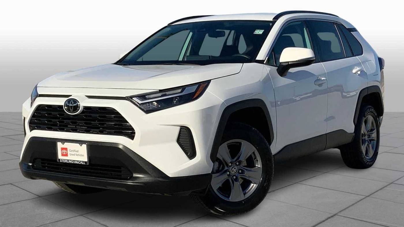 2024 Toyota RAV4 XLE — SUV — 26,021 mi — Houston, TX