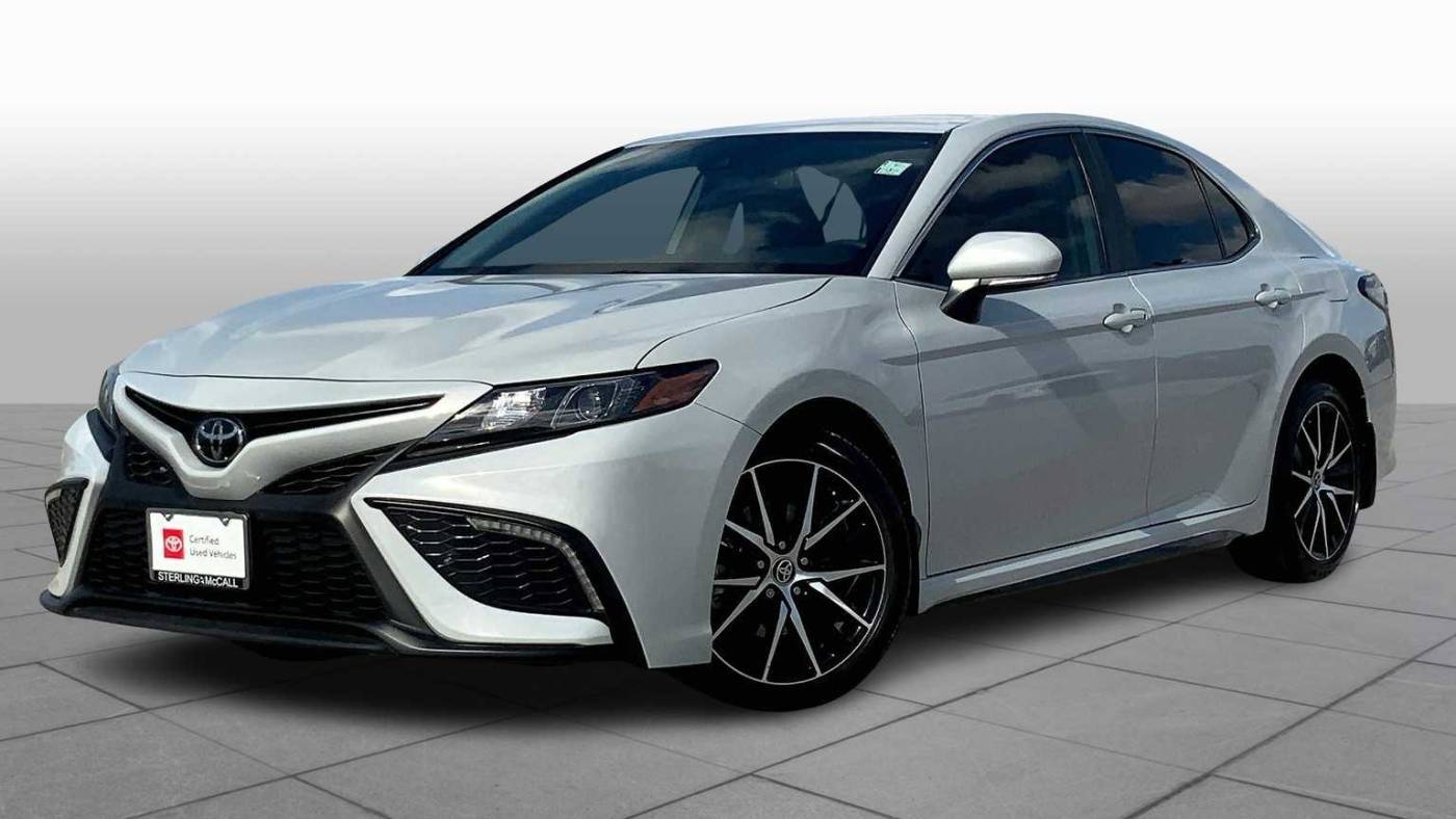 2023 Toyota Camry SE — Sedan — 17,797 mi — Houston, TX