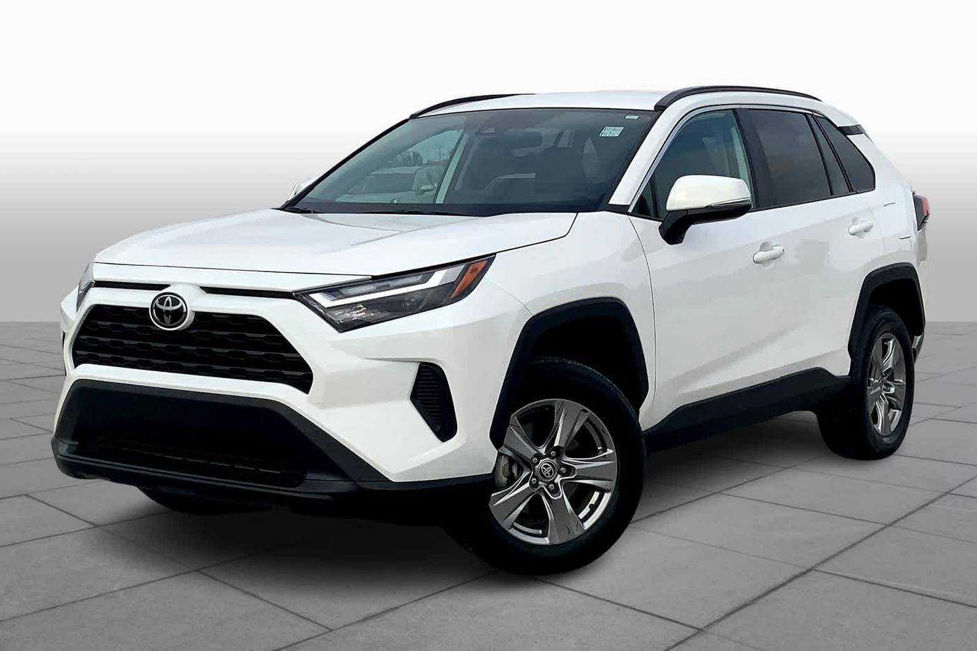 2024 Toyota RAV4 XLE — SUV — 22,171 mi — Houston, TX