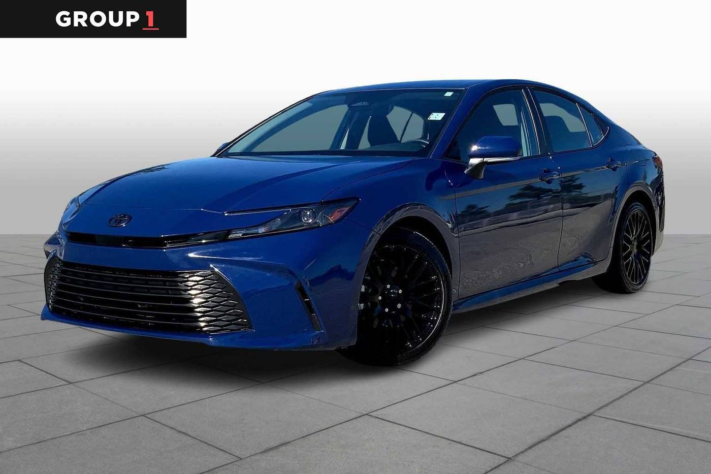2025 Toyota Camry Hybrid SE — Sedan — 10,671 mi — Houston, TX