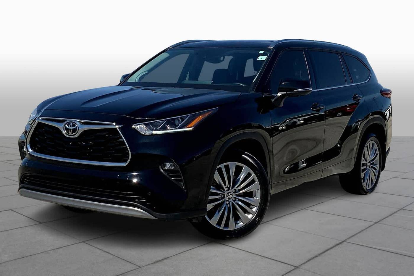 2023 Toyota Highlander Platinum — SUV — 33,373 mi — Houston, TX