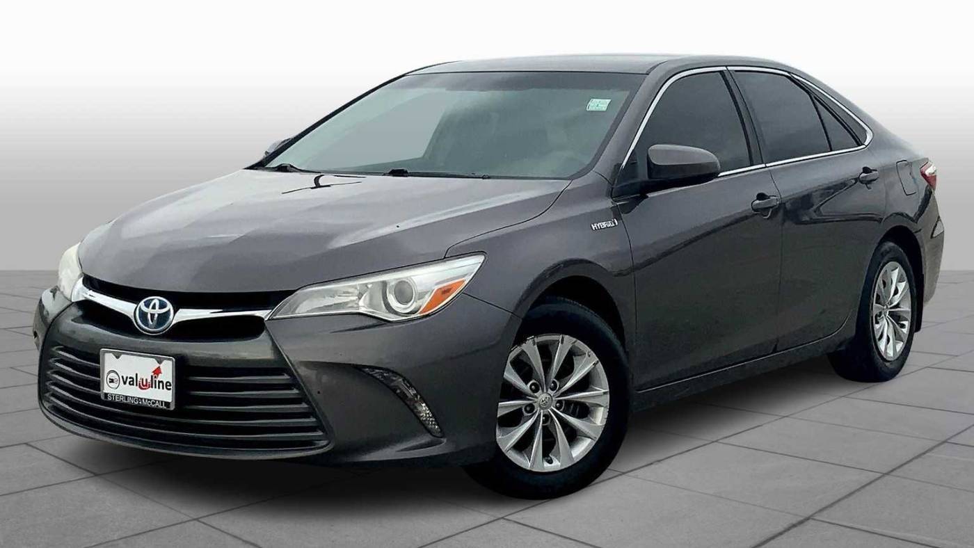 2017 Toyota Camry Hybrid LE — Sedan — 160,550 mi — Houston, TX