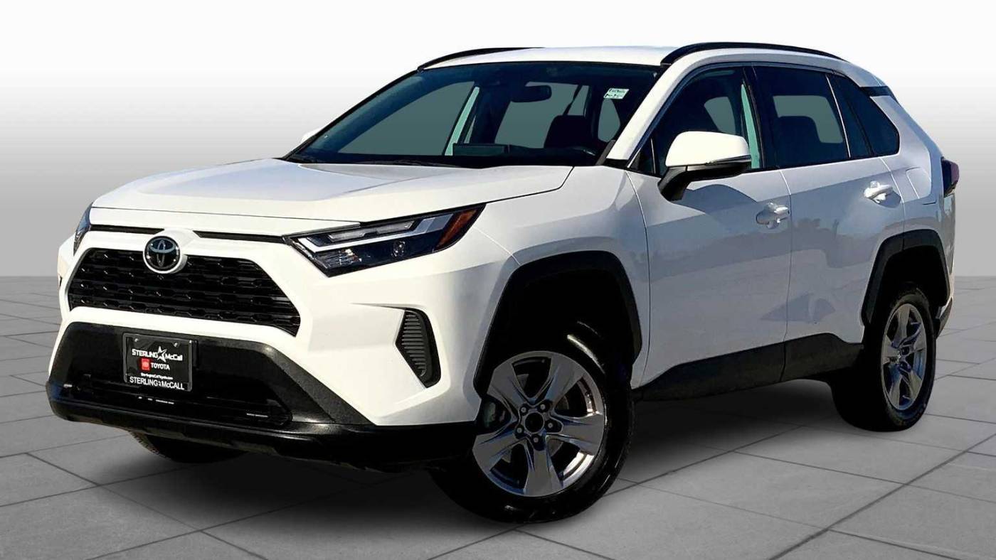 2022 Toyota RAV4 XLE — SUV — 52,111 mi — Houston, TX