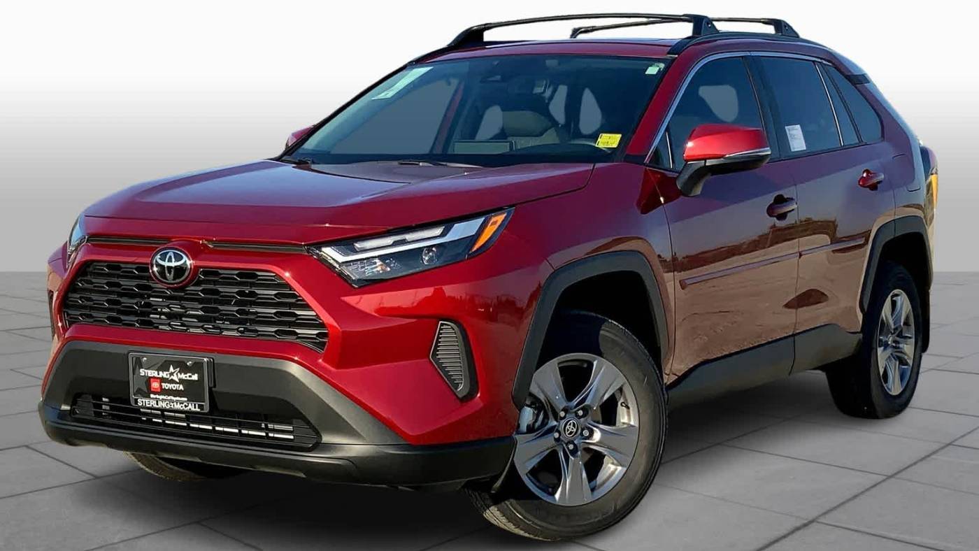 2024 Toyota RAV4 XLE — SUV — 7,845 mi — Houston, TX