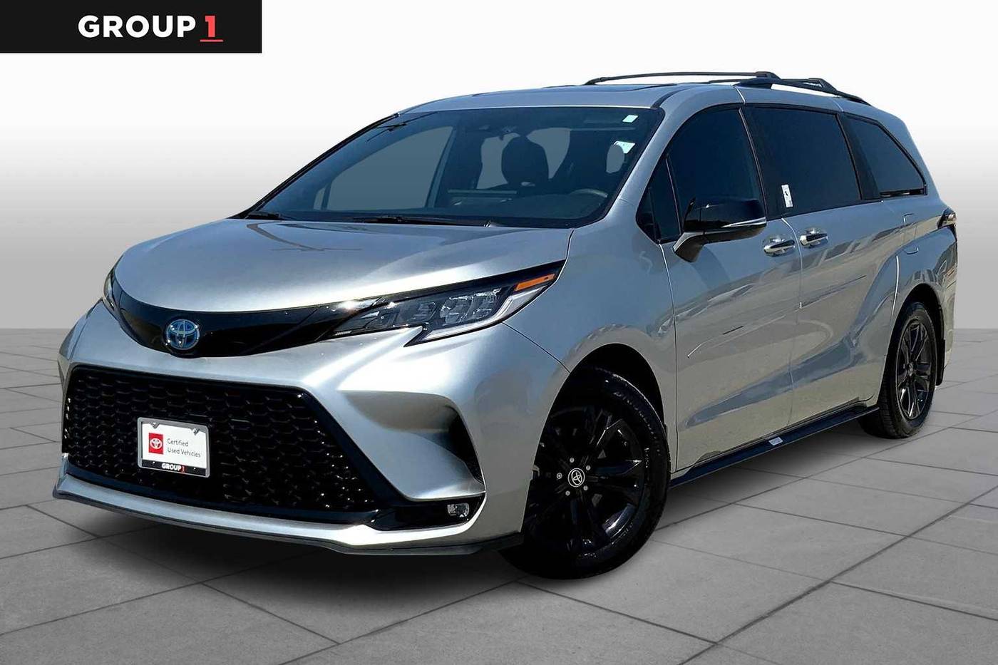 2025 Toyota Sienna XSE — Minivan — 5,621 mi — Houston, TX