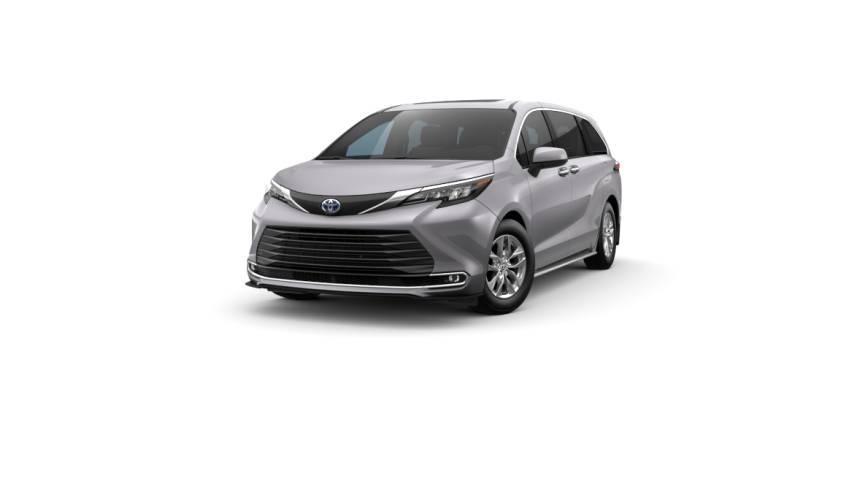 2024 Toyota Sienna XLE — Minivan — 23,716 mi — Houston, TX