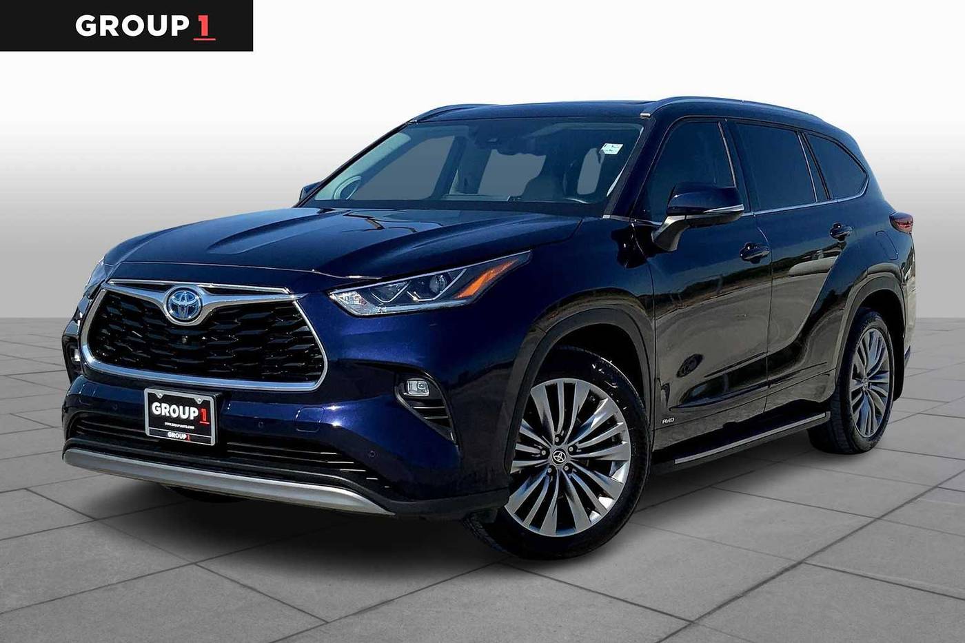 2022 Toyota Highlander Hybrid Platinum — SUV — 17,509 mi — Houston, TX