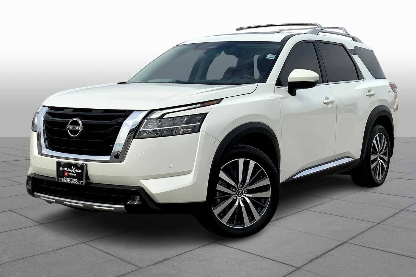2022 Nissan Pathfinder Platinum — SUV — 12,104 mi — Houston, TX