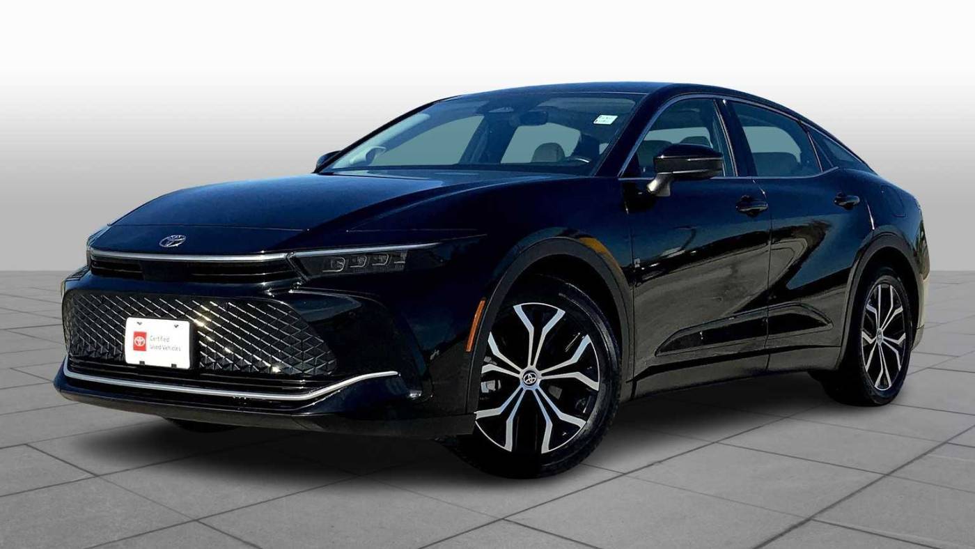 2023 Toyota Crown Limited — Sedan — 32,183 mi — Houston, TX
