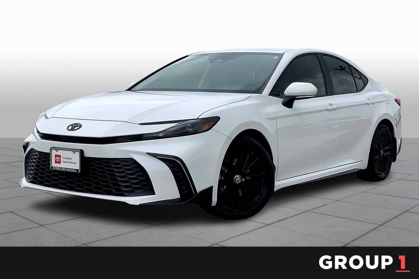 2025 Toyota Camry SE — Sedan — 202 mi — Houston, TX