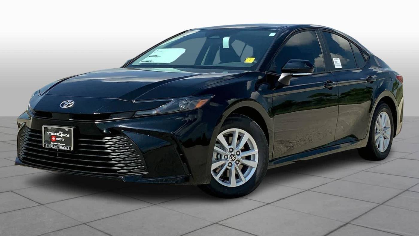 2025 Toyota Camry Hybrid LE — Sedan — 36,261 mi — Houston, TX