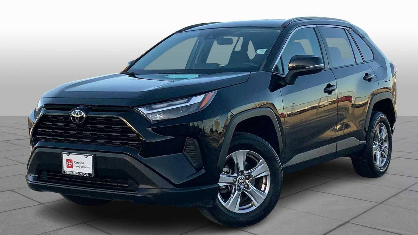 2022 Toyota RAV4 XLE — SUV — 42,210 mi — Houston, TX