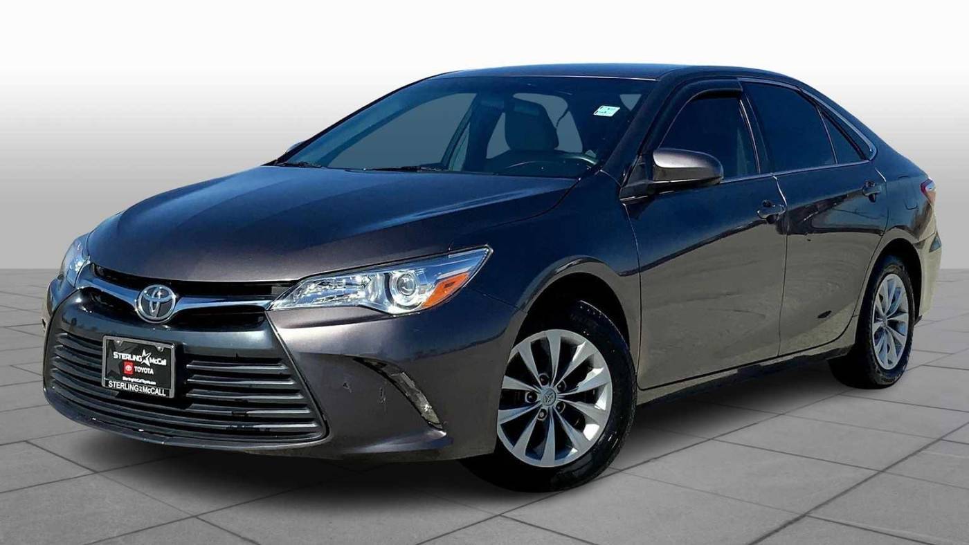2015 Toyota Camry LE — Sedan — 64,599 mi — Houston, TX