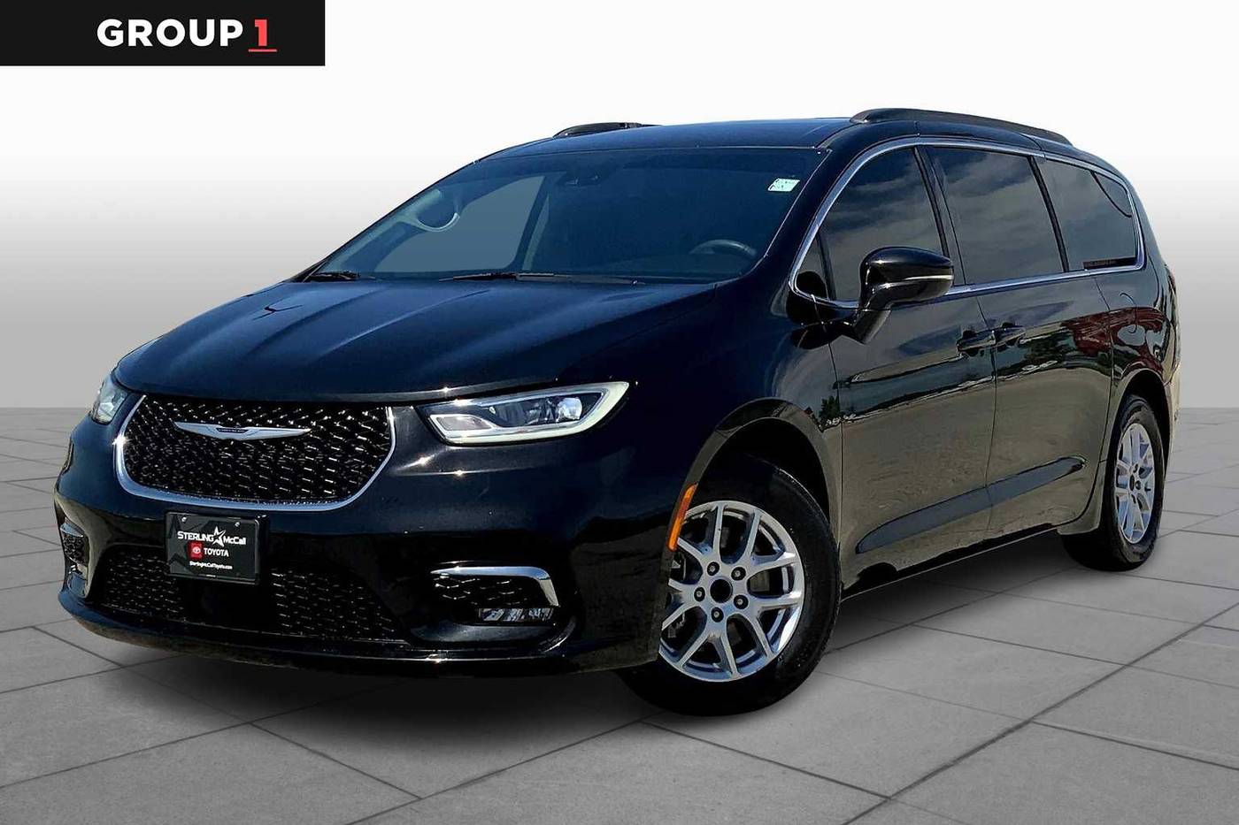 2022 Chrysler Pacifica Touring L — Minivan — 107,946 mi — Houston, TX