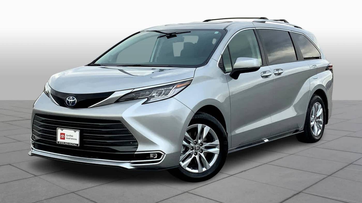 2024 Toyota Sienna Limited — Minivan — 10,197 mi — Houston, TX