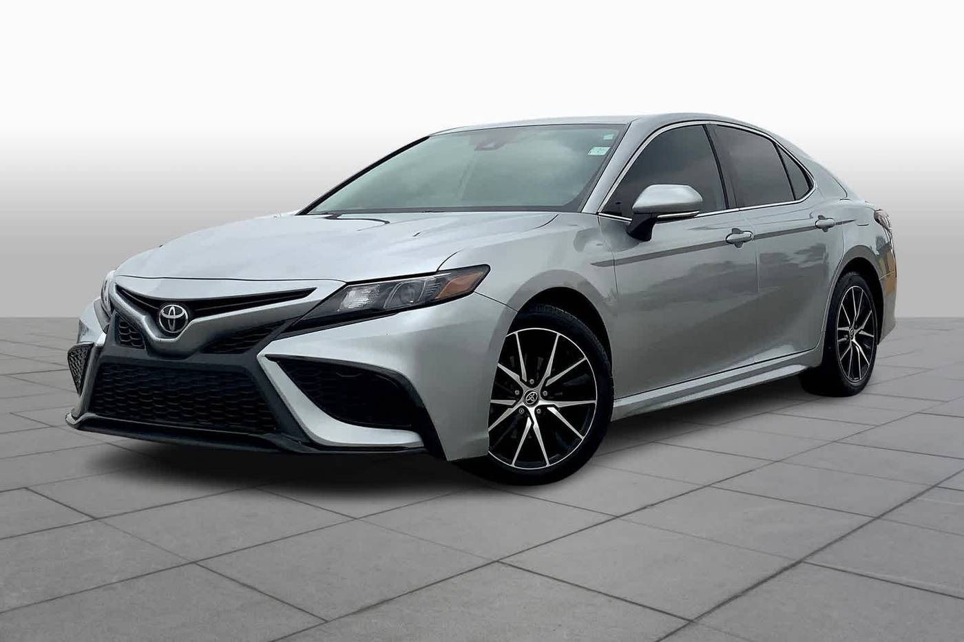 2022 Toyota Camry SE — Sedan — 90,815 mi — Houston, TX