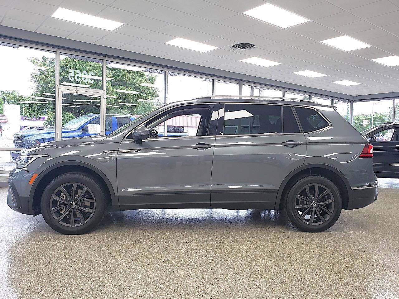 2022 Volkswagen Tiguan SE — SUV — 75,135 mi — Grand Rapids, MI