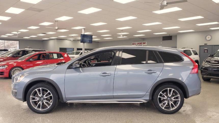 2018 Volvo V60 Cross Country T5 — Wagon — 100,370 mi — Grand Rapids, MI