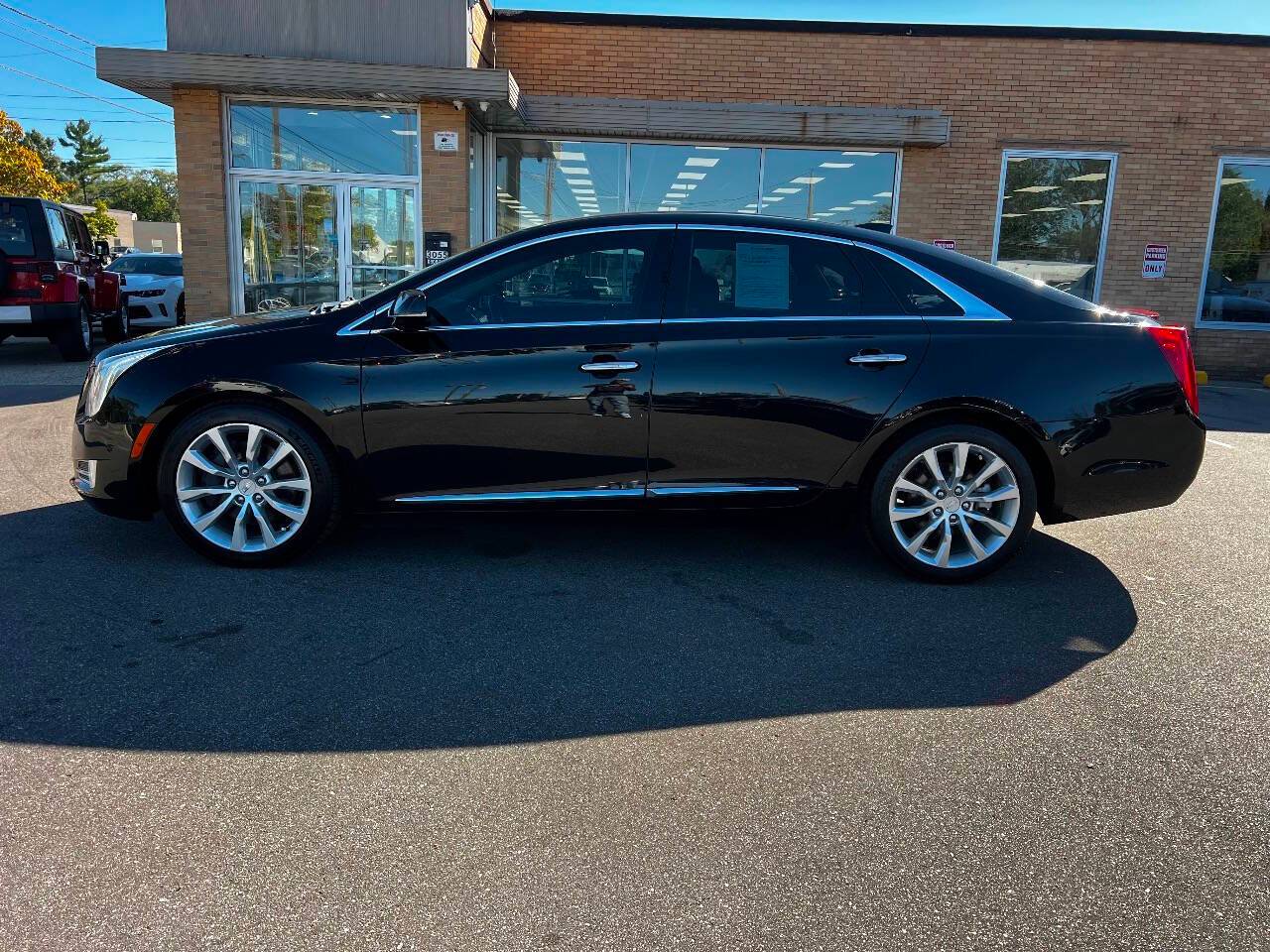 2017 Cadillac XTS Luxury — Sedan — 106,937 mi — Grand Rapids, MI